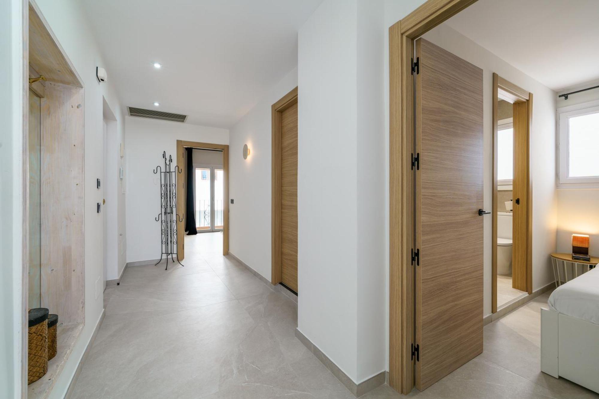 243-Fully Renovated-Puerto Banus Marbella Front Line Penthouse Lägenhet Exteriör bild